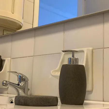 Al Mare Apartament ファーノ